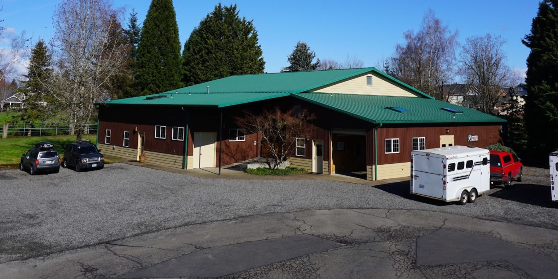 Welcome to Columbia Equine Hospital Hero Image Welcome to Columbia Equine Hospital Hero Image